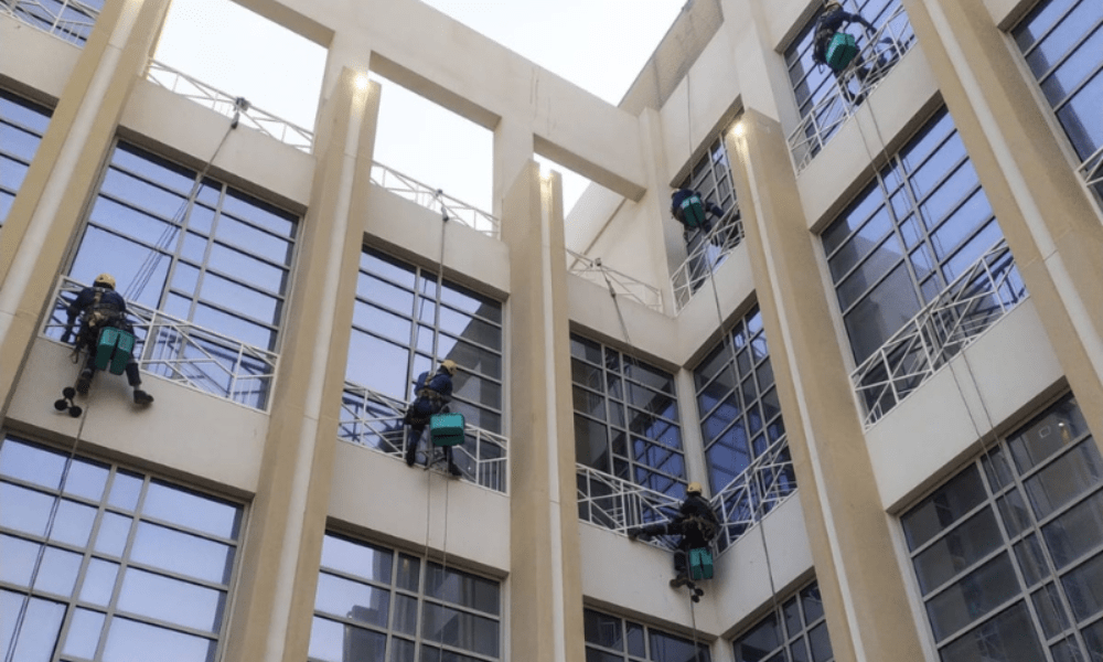 Sparkling Facades – Professional Facade Cleaning for your Home or Business