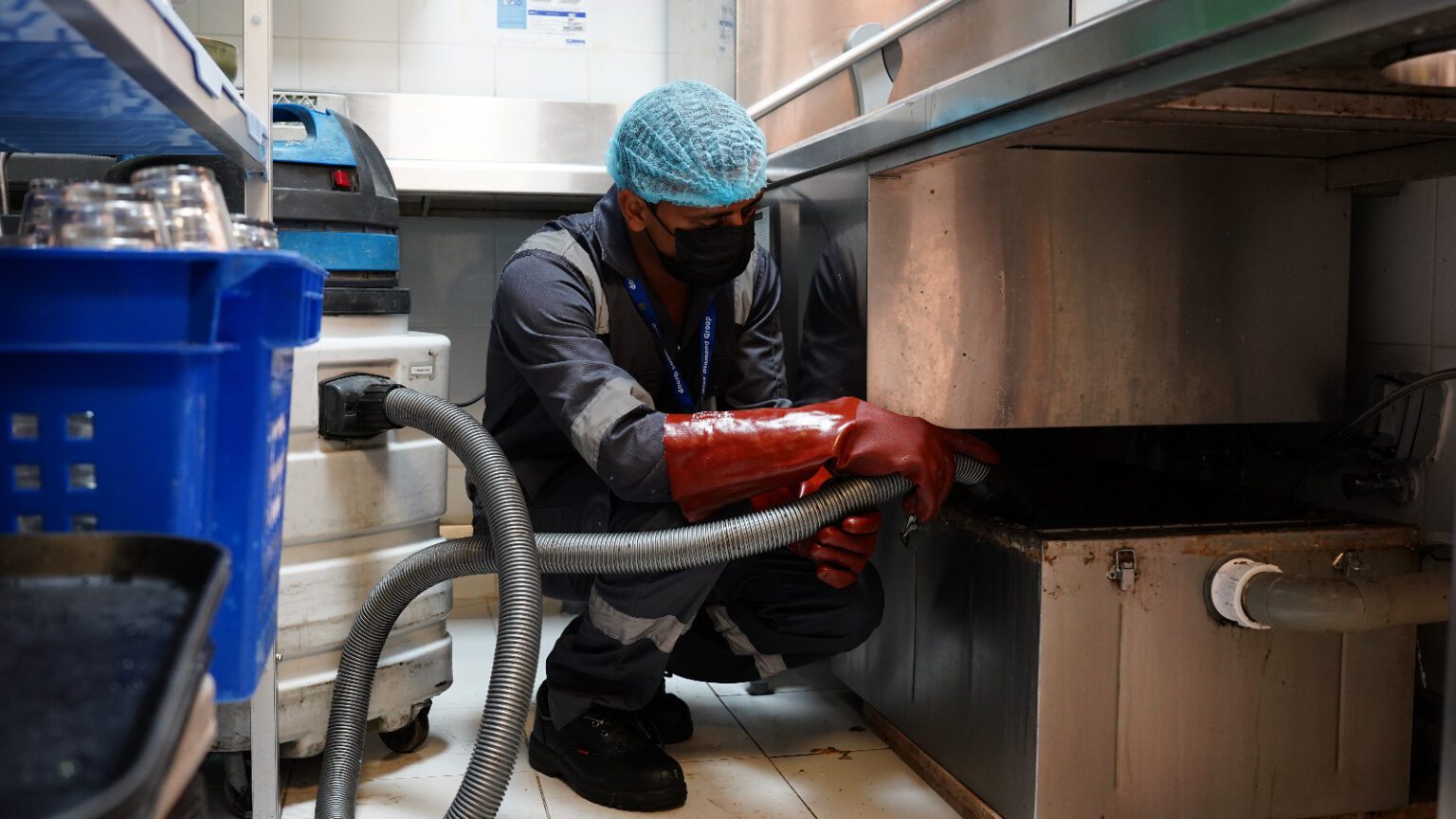 Grease Trap Cleaning for Restaurants in Dubai: Why Regular Cleaning Matters