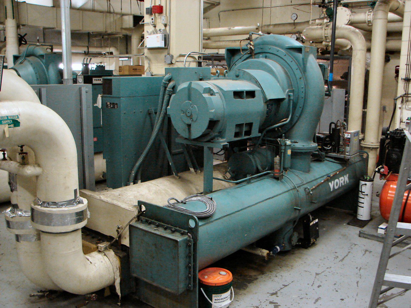chiller maintenance UAE technician servicing HVAC system